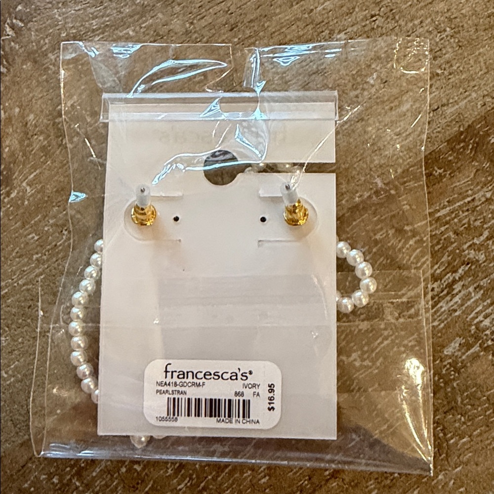 Francesca’s Pearl Bow Drop Earrings - Picture 5 of 5